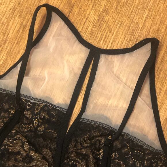 Daydream Nation Persephone Bra Bralette in Black / Pink Size Medium - Picture 9 of 13